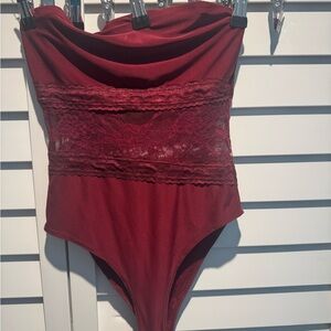Fashion Nova Wine Strapless Lace Bodysuit